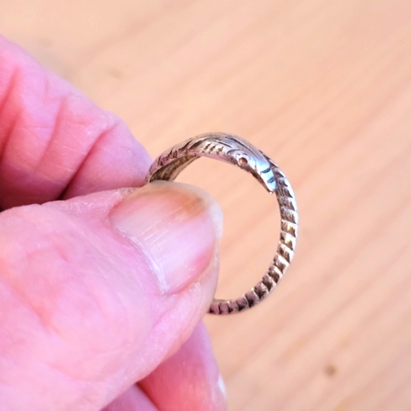 Sterling Silver Snake Ring - Size 7-1/4 - Picture 4 of 8